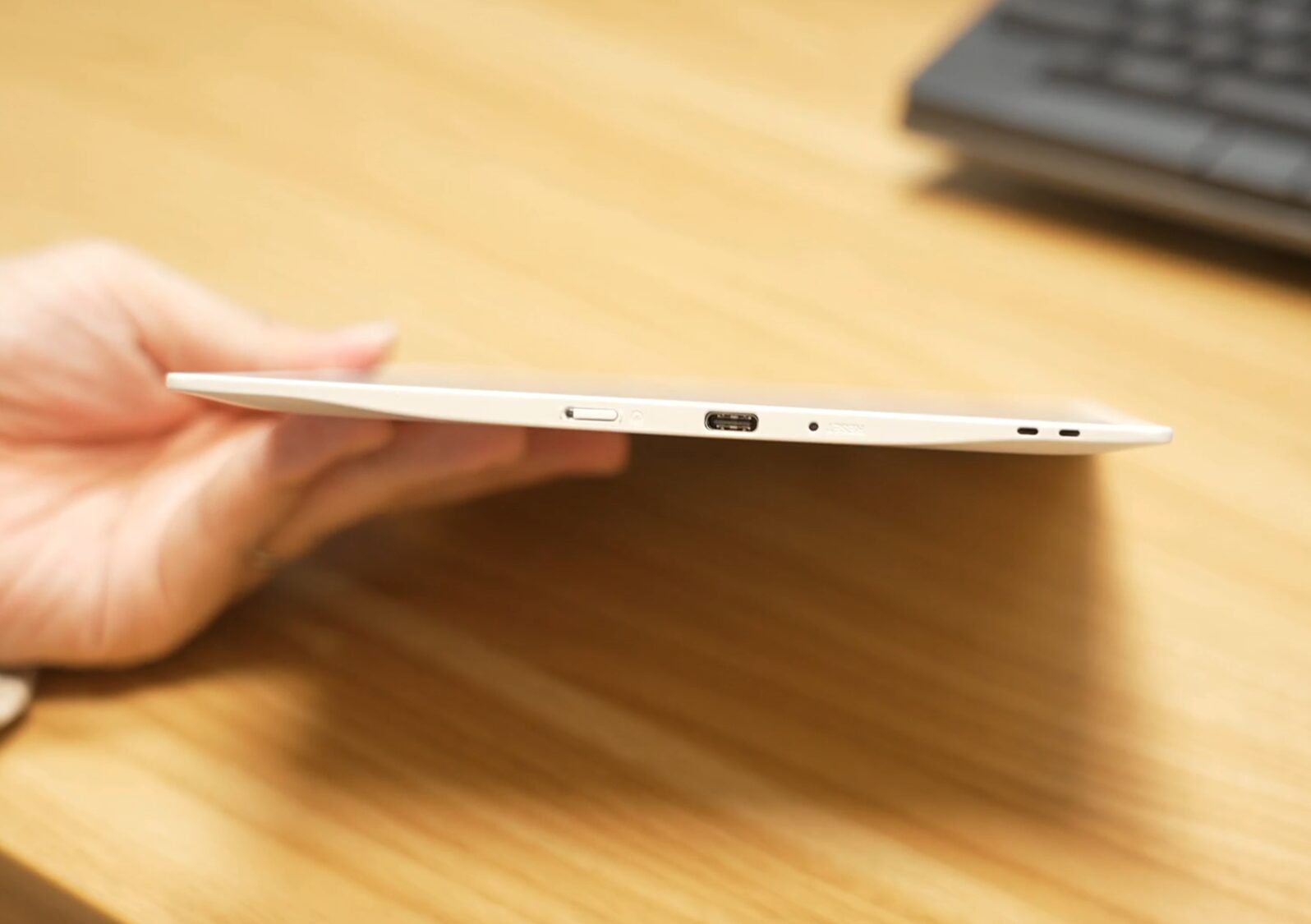 クアデルノの電子ペーパーがカラーに進化！「印刷」もできるデジタルペーパー「QUADERNO A5(Gen.3C)」を開封レビュー